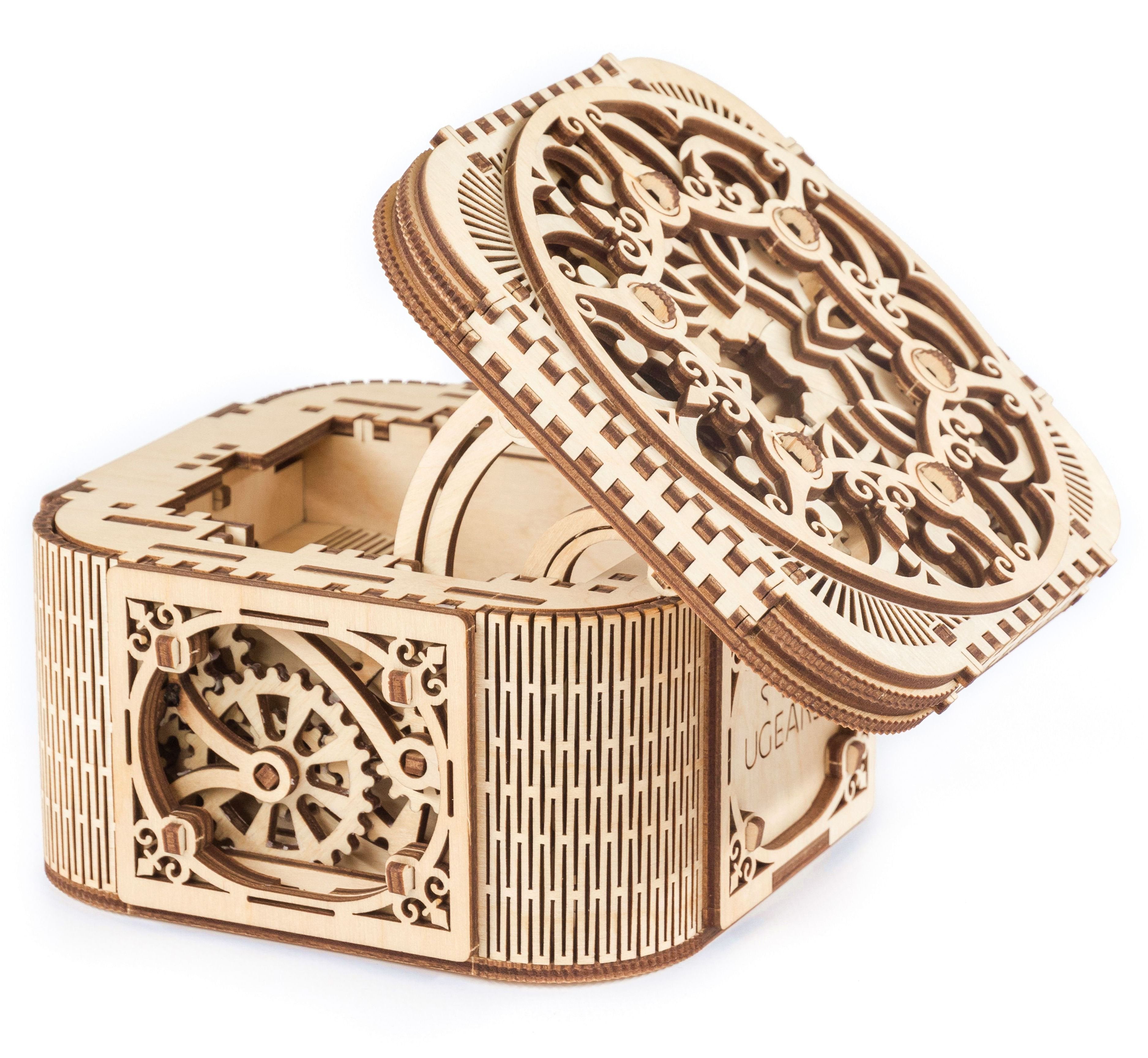 UGEARS TREASURE BOX