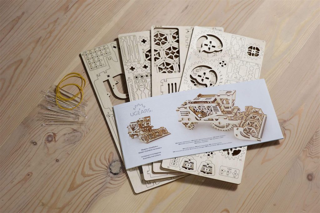 UGEARS COMBINE HARVESTER