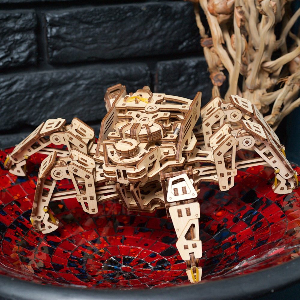 UGEARS HEXAPOD EXPLORER